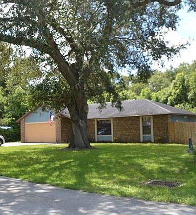 2nd image of 1552 N Silverstone Ct