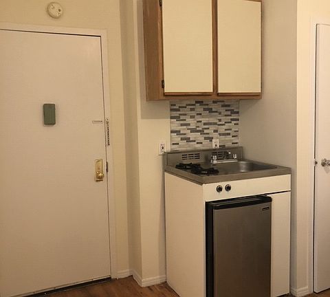 4th image of 244 W 64th St APT 1H