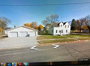 505 9th St E #BASEMENT, Glencoe, MN 55336