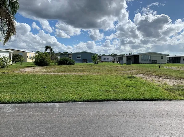 645 El Tango #348, North Pt, FL 34287