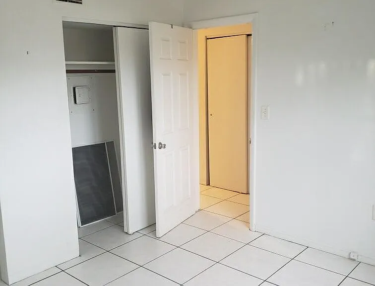 116 S Coates St #3 — Photo 5