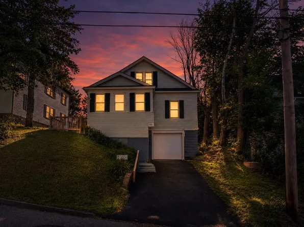 53 Peabody St, Gardner, MA 01440