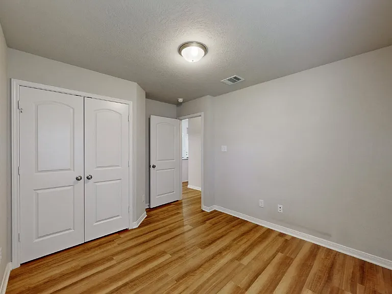 2030 Kathryn Dr — Photo 16