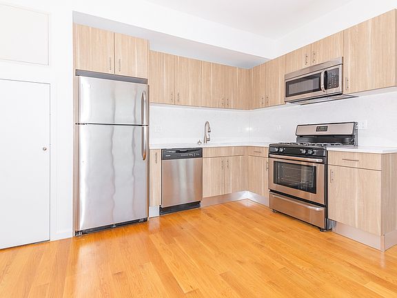 4th image of 618 Bushwick Ave #523A