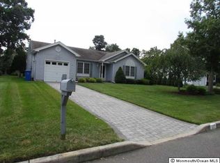 117 Inboard Ave, Manahawkin, NJ 08050