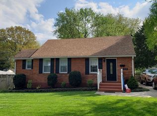 2509 Fairview Dr, Alexandria, VA 22306