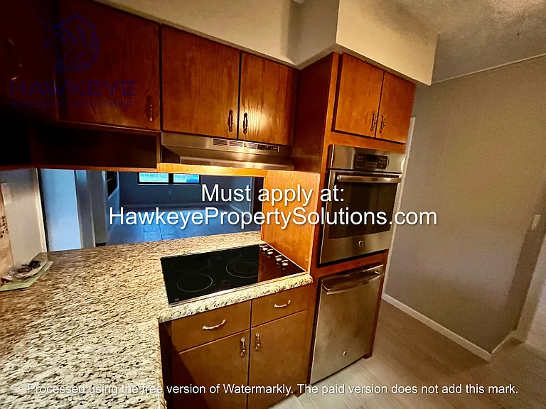 3205 Carleton Cir W — Photo 19