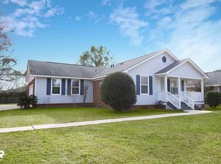 920 Edwards Ave, Fairhope, AL 36532