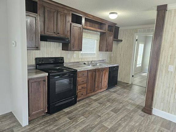 3rd image of 1234 Reynolds Rd #216