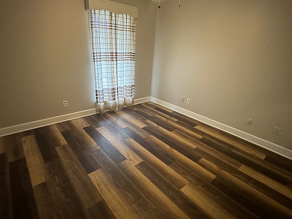 5th image of 16023 Buccaneer Ln