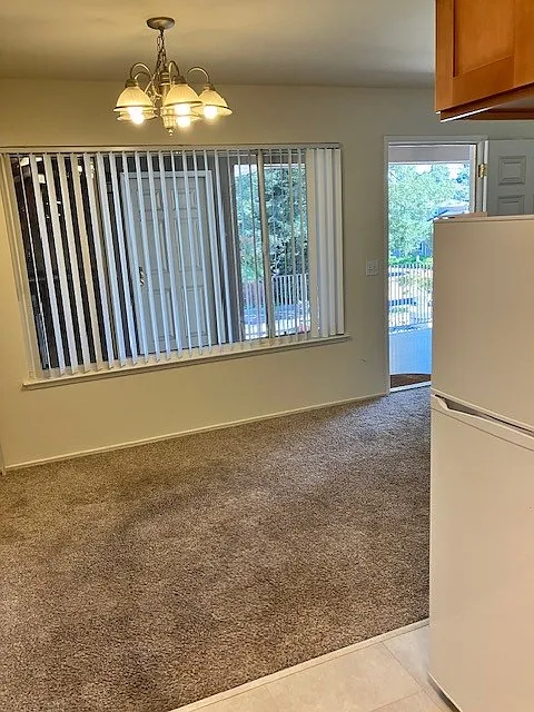 1020 Florence Ln — Photo 2