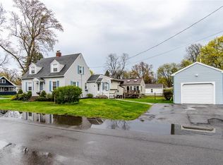 44 Raleigh Rd, Rochester, NY 14617