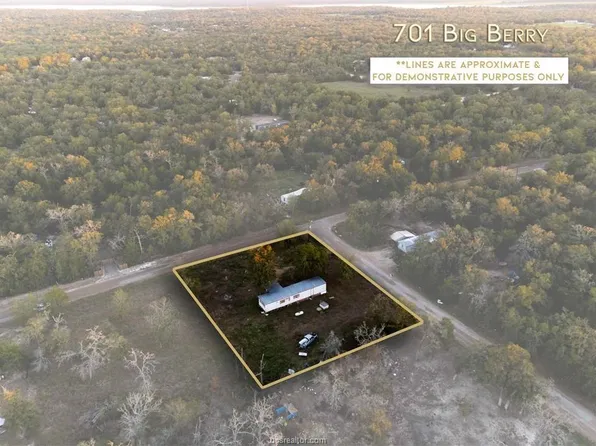701 Big Berry Rd, Somerville, TX 77879