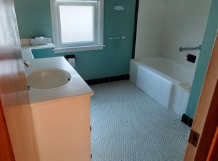 5307 N Kent Ave, Whitefish Bay, WI 53217