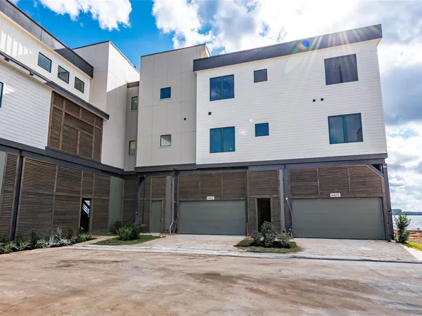 4403 Davis Ln, Seabrook, TX 77586