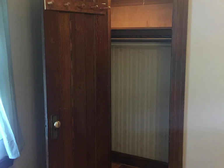 Bedroom facing Pinnacle Rd second closet