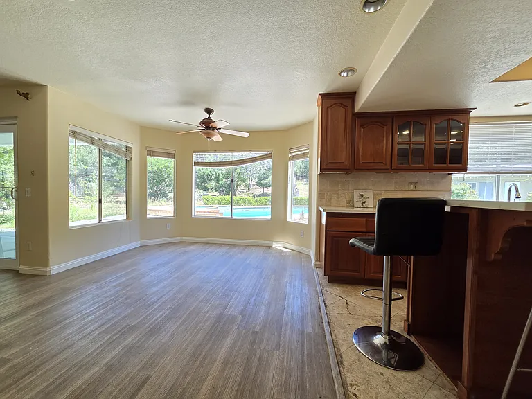 20376 Bickford Dr — Photo 11