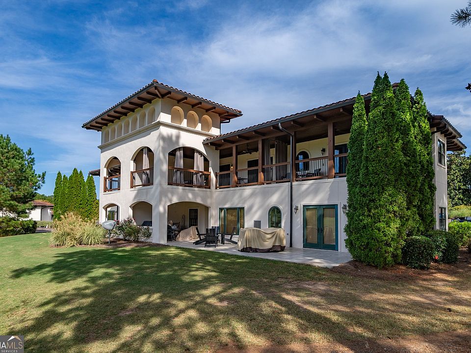 1st image of 401 Cuscowilla Dr #B
