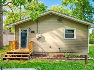 4591 Parker Dr, Howell, MI 48843