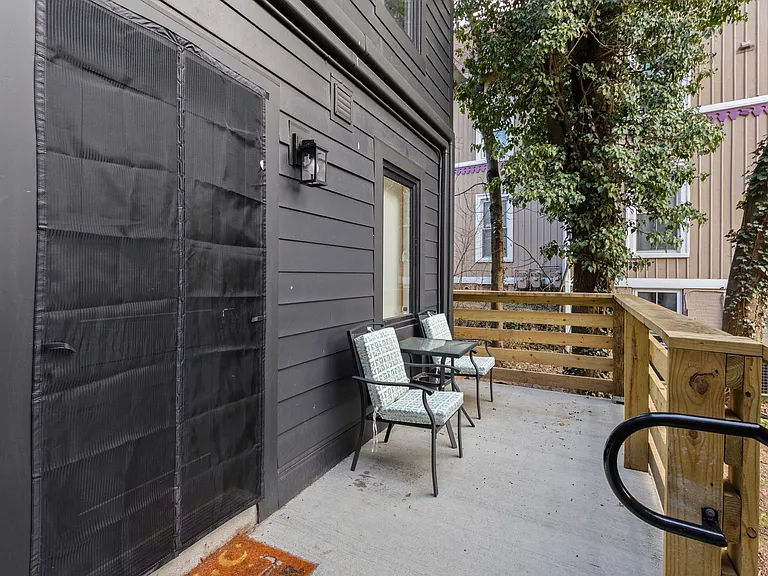 904 Quinnipiac Ave — Photo 63