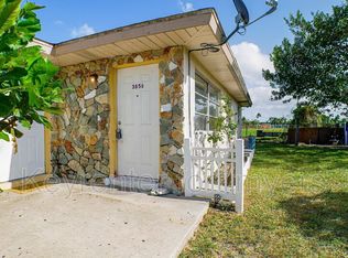 3656 Seminole Ave, Fort Myers, FL 33916