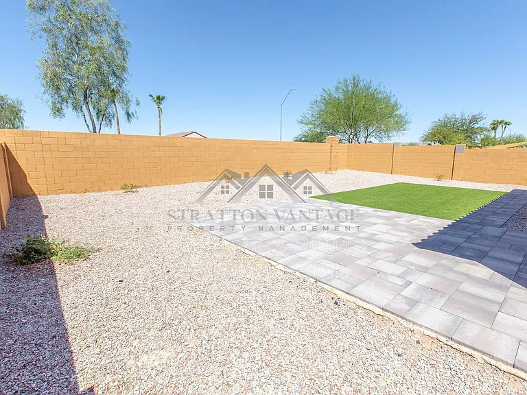 2547 N Kenna Pl — Photo 36