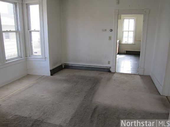5th image of 630 Edmund Ave