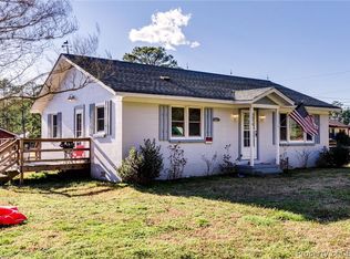 3070 Friends Rd, Hayes, VA 23072