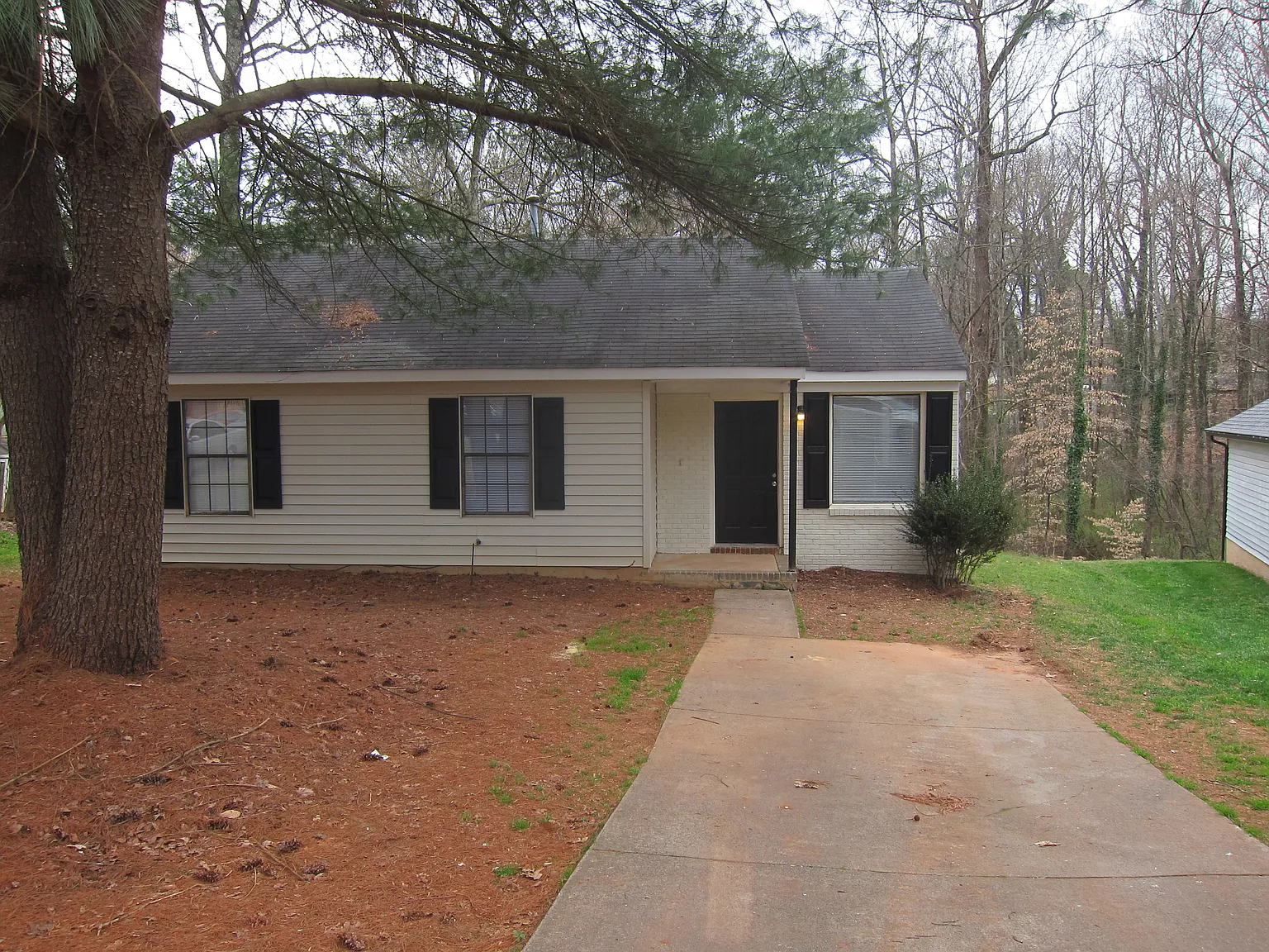 3 bed, 1.5 bath, 1100 sqft, $1,750 — Photo 1