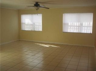 4057 W 8th Ct, Hialeah, FL 33012