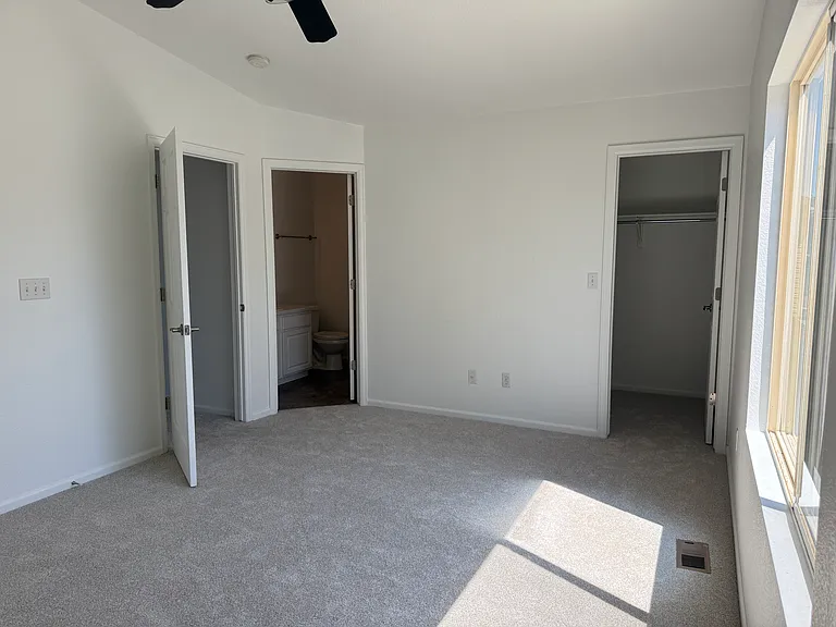 1327 Wilkerson Way — Photo 10