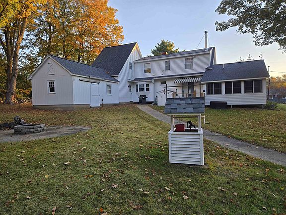 3rd image of 79 Maple Avenue