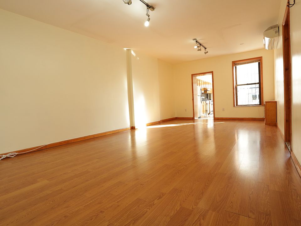 1st image of 320 2nd Ave APT 5