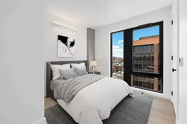 Rented by REAL New York | media 23