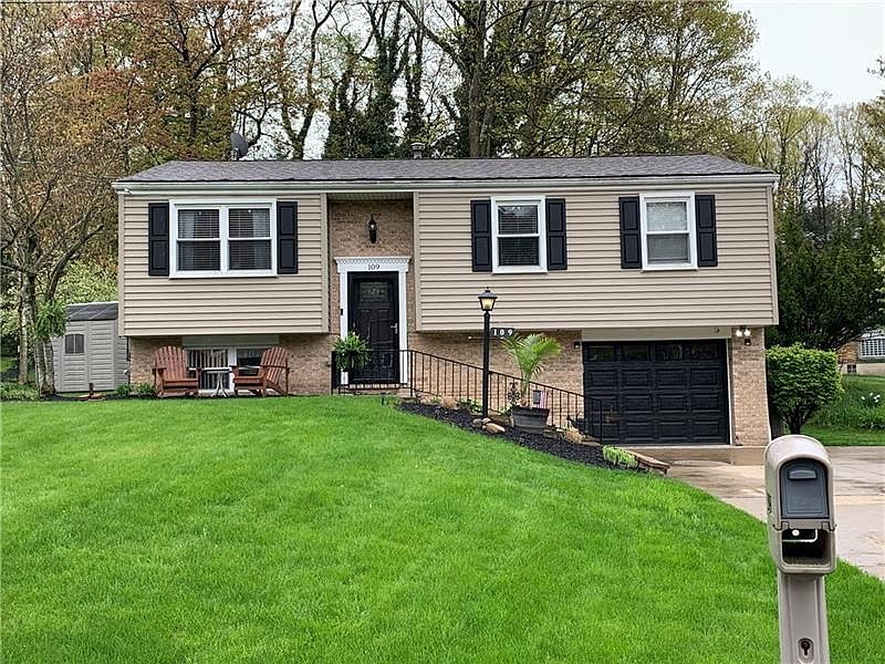 1st image of 109 Park Ln