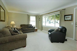 3rd image of 509 Gingham Ave