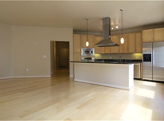 2nd image of 505 Jackson Hill St APT 202