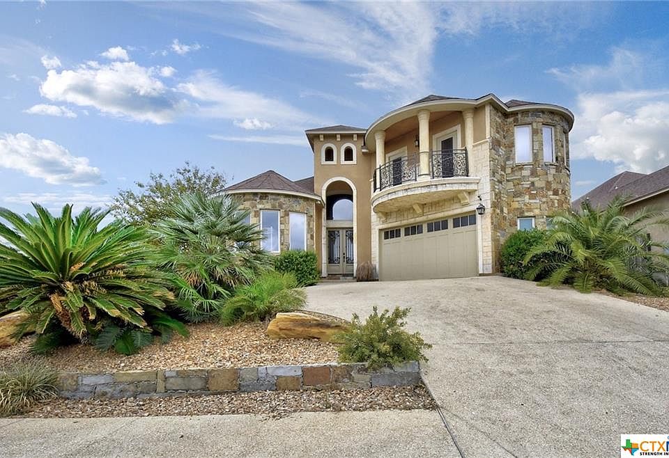 1st image of 2707 Windcliff Dr