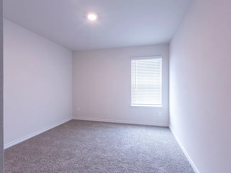 1309 Crookpost Dr — Photo 24