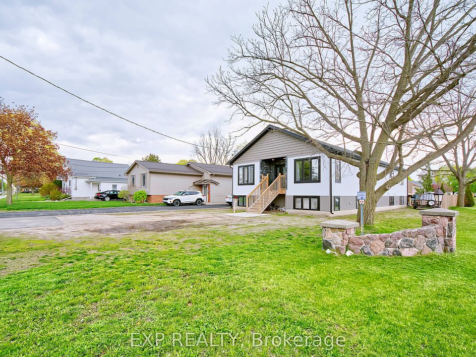 1st image of 313 John St S