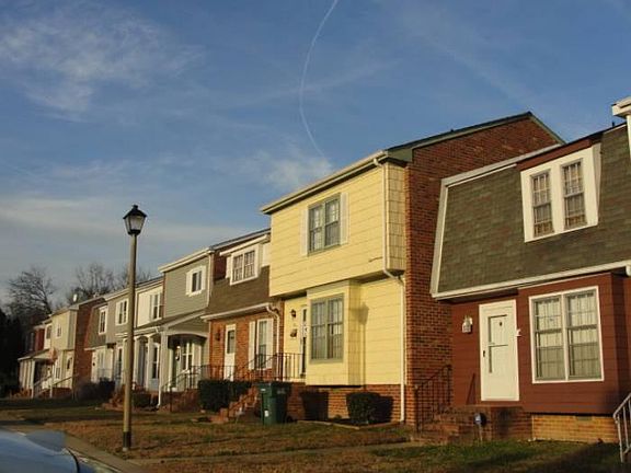 2nd image of 817 Foxpaw Dr