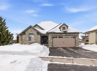 9 Rosslyn Dr, Brighton, ON K0K 1H0