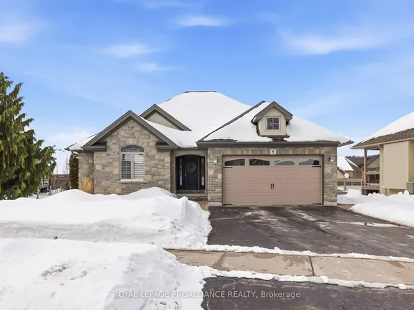 9 Rosslyn Dr, Brighton, ON K0K 1H0