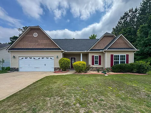 1016 Saint Johns Loop Photo 1