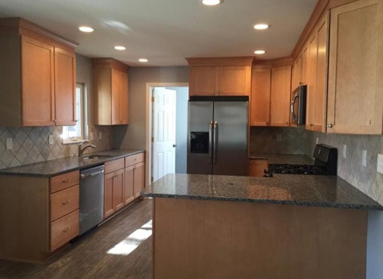 2nd image of 224 Pleasant Valley Ave