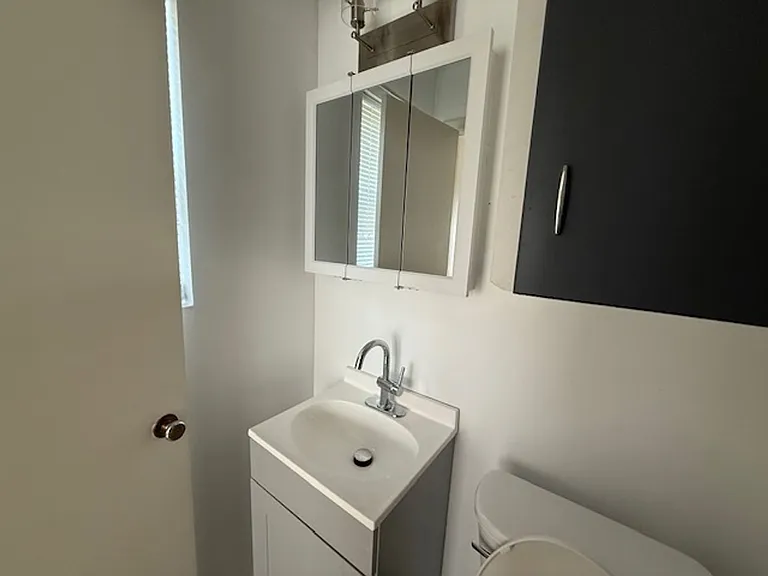 806 Redwood Dr — Photo 13