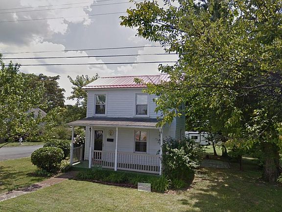 3rd image of 401 Hood St