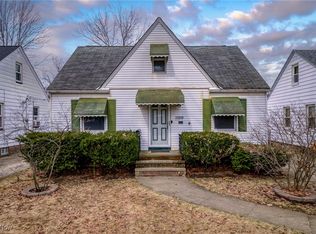 12008 Kensington Ave, Cleveland, OH