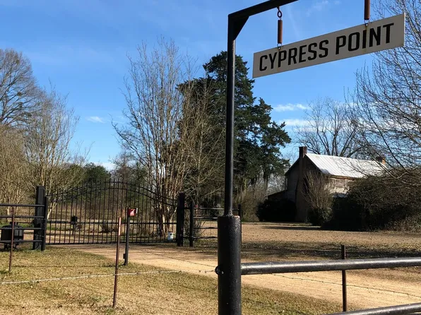 Cypress Point Ln, Monticello, MS 39654