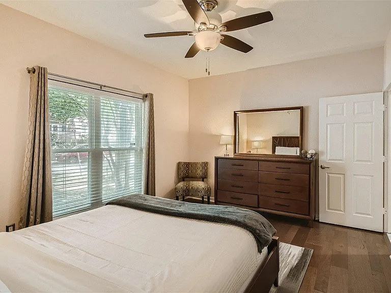 4129 Holland Ave — Photo 17
